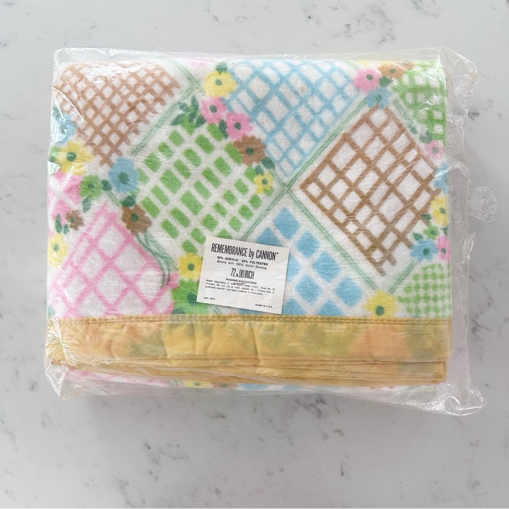 VINTAGE remeberance by CANNON patchwork blanket